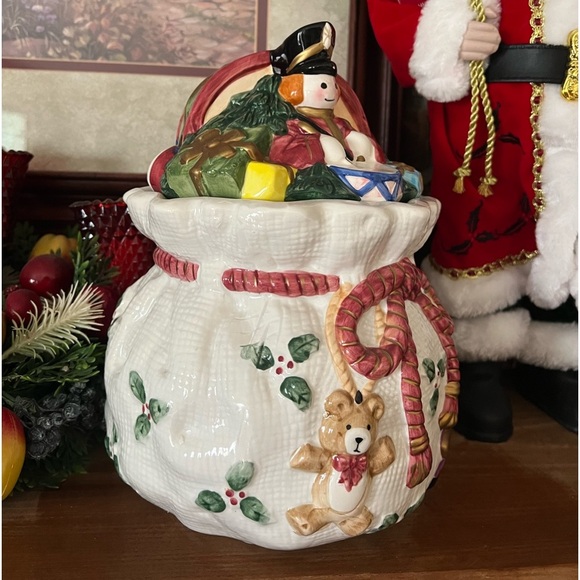 Vintage Christmas Nutcracker Large Cookie Jar - Picture 2 of 8